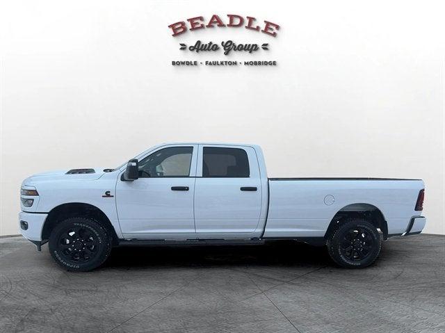 2026 RAM Ram 2500 RAM 2500 BLACK EXPRESS CREW CAB 4X4 8 BOX