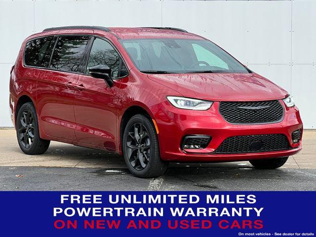 2026 Chrysler Pacifica PACIFICA SELECT AWD