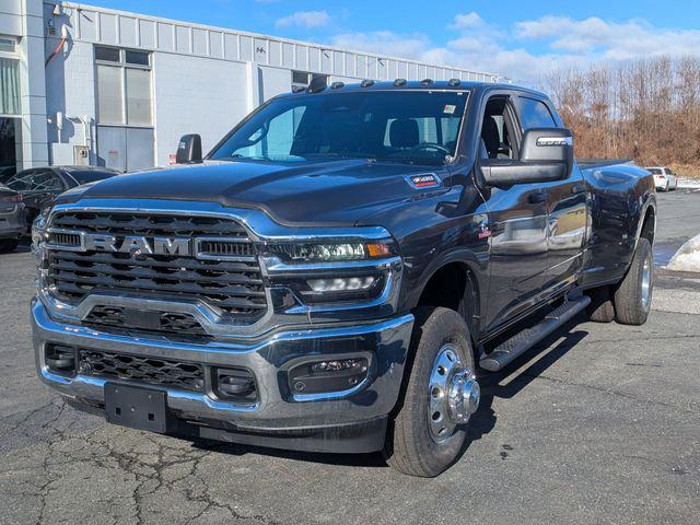 2026 RAM Ram 3500 RAM 3500 TRADESMAN CREW CAB 4X4 8 BOX