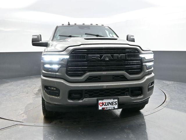 2026 RAM Ram 3500 RAM 3500 LARAMIE CREW CAB 4X4 8 BOX