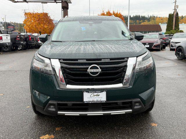 2023 Nissan Pathfinder SL 4WD