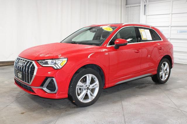 2023 Audi Q3 Premium Plus 45 TFSI S line quattro Tiptronic