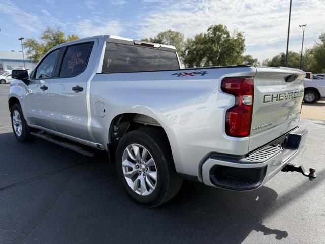 2021 Chevrolet Silverado 1500 4WD Crew Cab Short Bed Custom