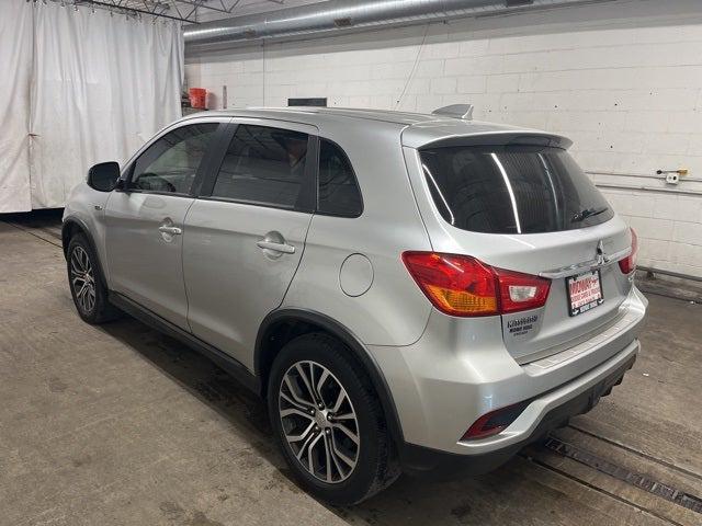 2019 Mitsubishi Outlander Sport 2.0 ES 2019 Mitsubishi Outlander Sport 2.0 ES