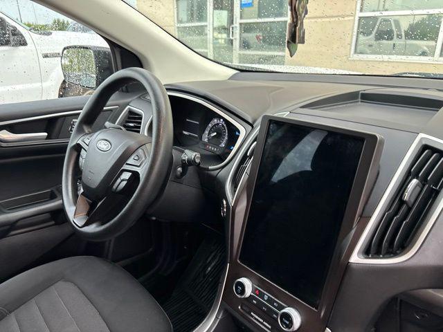 2021 Ford Edge SE