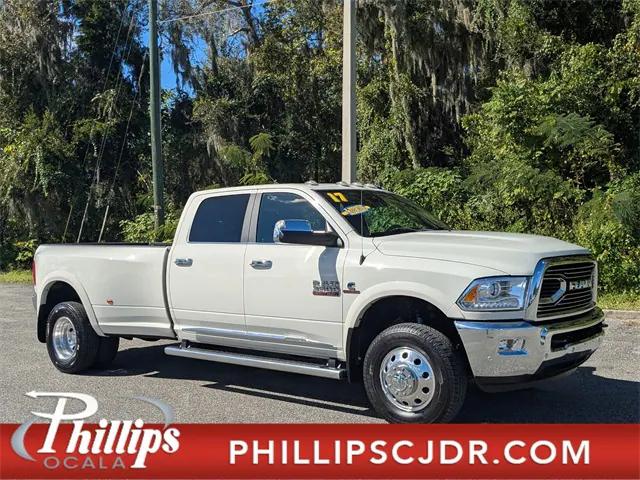 2017 RAM 3500 Limited Crew Cab 4x4 8 Box 2017 RAM 3500 Limited Crew Cab 4x4 8 Box