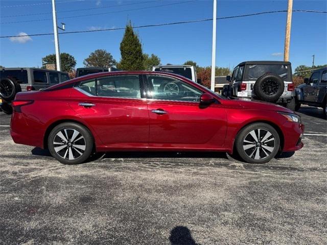 2022 Nissan Altima SL FWD 2022 Nissan Altima SL FWD