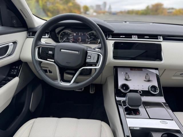 2023 Land Rover Range Rover Velar P250 R-Dynamic S