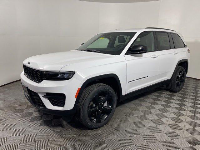2025 Jeep Grand Cherokee GRAND CHEROKEE ALTITUDE 4X4 2025 Jeep Grand Cherokee GRAND CHEROKEE ALTITUDE 4X4