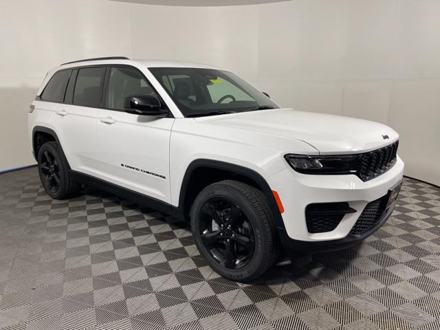 2025 Jeep Grand Cherokee GRAND CHEROKEE ALTITUDE 4X4