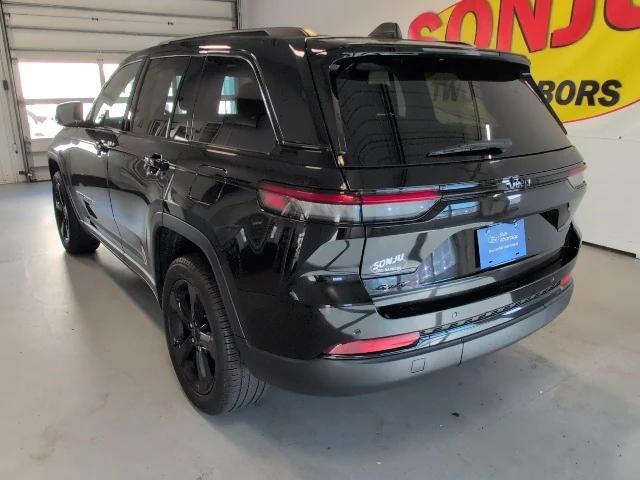 2023 Jeep Grand Cherokee Altitude