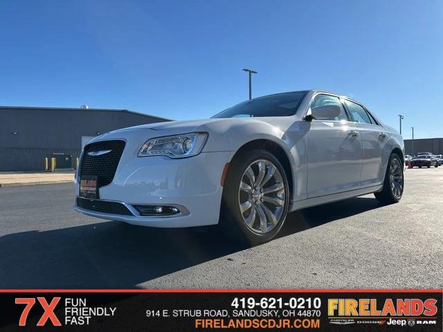 2020 Chrysler 300 Touring L 2020 Chrysler 300 Touring L