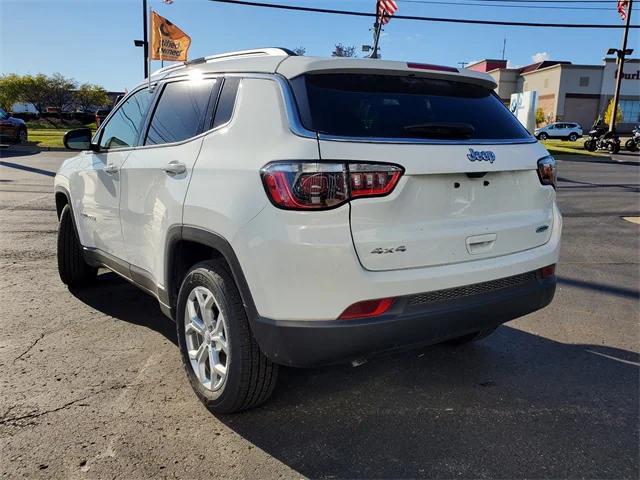 2024 Jeep Compass Latitude 4x4 2024 Jeep Compass Latitude 4x4