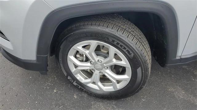 2024 Jeep Compass Latitude 4x4 2024 Jeep Compass Latitude 4x4