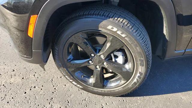 2024 Jeep Grand Cherokee L Altitude 4x4