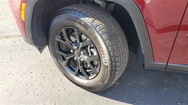 2024 Jeep Grand Cherokee L Altitude 4x4 2024 Jeep Grand Cherokee L Altitude 4x4