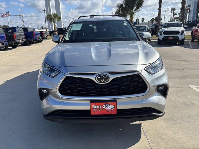 2022 Toyota Highlander LE 2022 Toyota Highlander LE