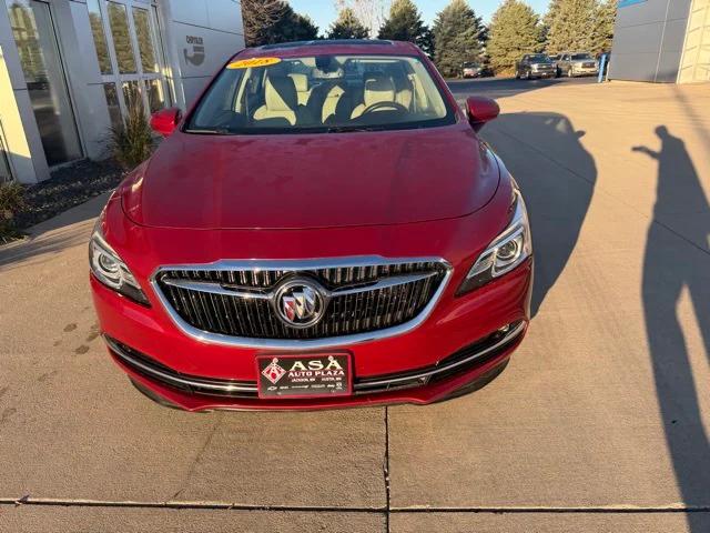 2018 Buick LaCrosse Essence 2018 Buick LaCrosse Essence