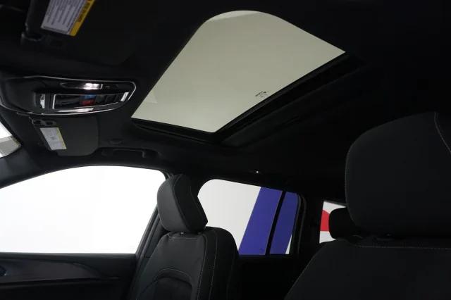2025 Jeep Grand Cherokee Laredo X 4x2