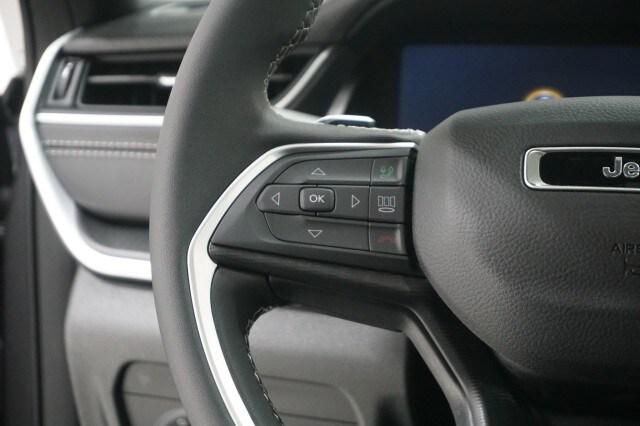 2025 Jeep Grand Cherokee Laredo X 4x2