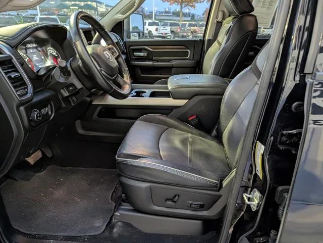 2024 RAM 3500 Laramie Crew Cab 4x4 8 Box 2024 RAM 3500 Laramie Crew Cab 4x4 8 Box