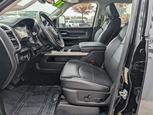 2024 RAM 3500 Laramie Crew Cab 4x4 8 Box 2024 RAM 3500 Laramie Crew Cab 4x4 8 Box