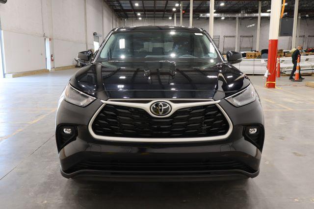 2024 Toyota Highlander LE 2024 Toyota Highlander LE