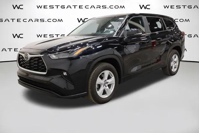 2024 Toyota Highlander LE 2024 Toyota Highlander LE