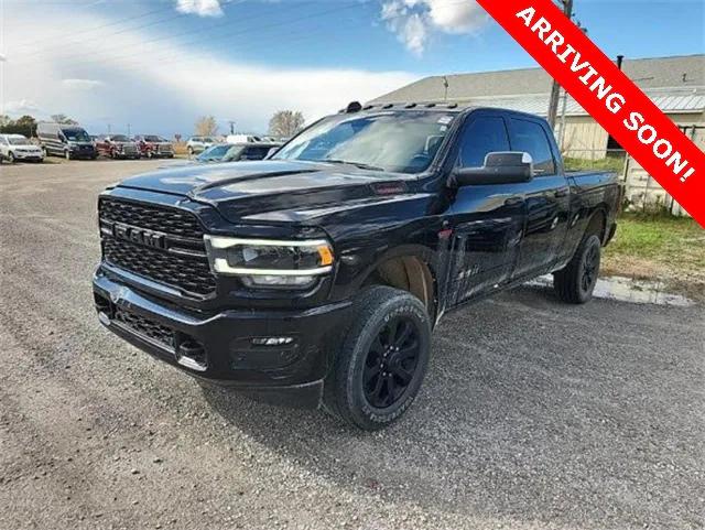 2022 RAM 2500 Big Horn Crew Cab 4x4 64 Box 2022 RAM 2500 Big Horn Crew Cab 4x4 64 Box