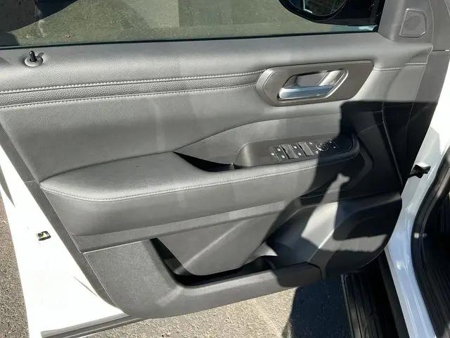 2026 Nissan Armada SV