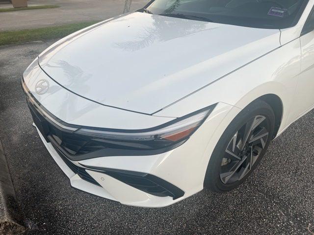 2024 Hyundai Elantra Hybrid Limited