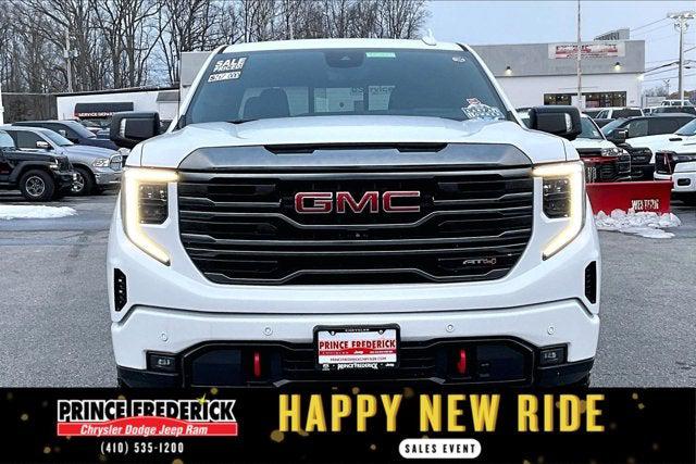 2022 GMC Sierra 1500 4WD Crew Cab Standard Box AT4