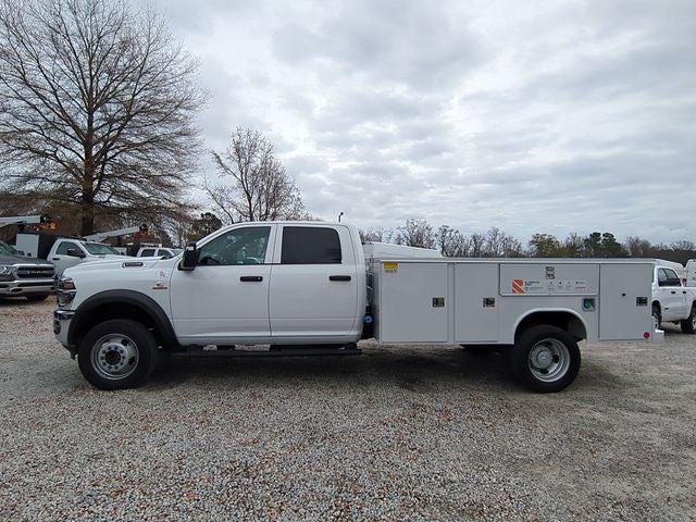 2026 RAM Ram 5500 Chassis Cab RAM 5500 TRADESMAN CHASSIS CREW CAB 4X4 84 CA
