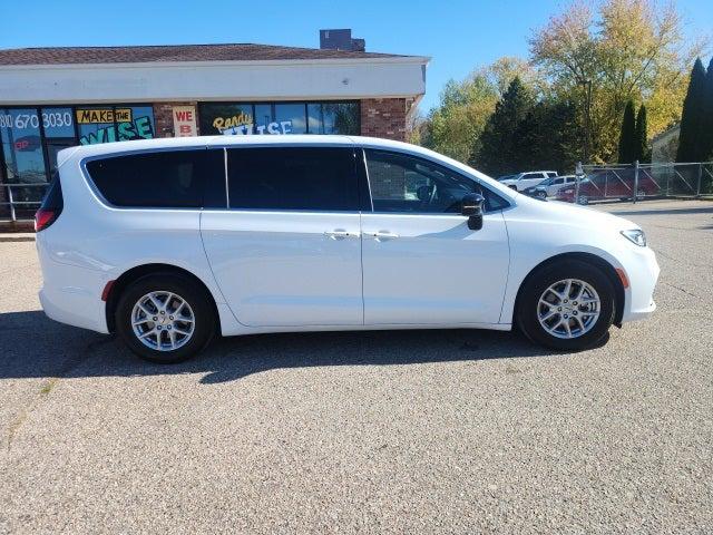 2025 Chrysler Pacifica Select 2025 Chrysler Pacifica Select