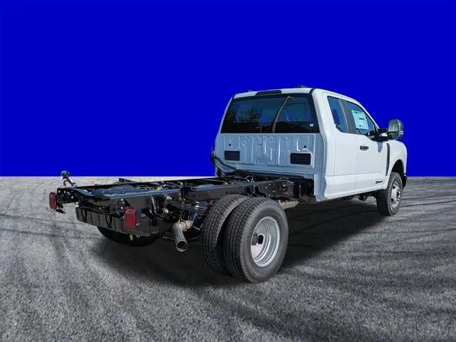 2026 Ford F-350 XLT