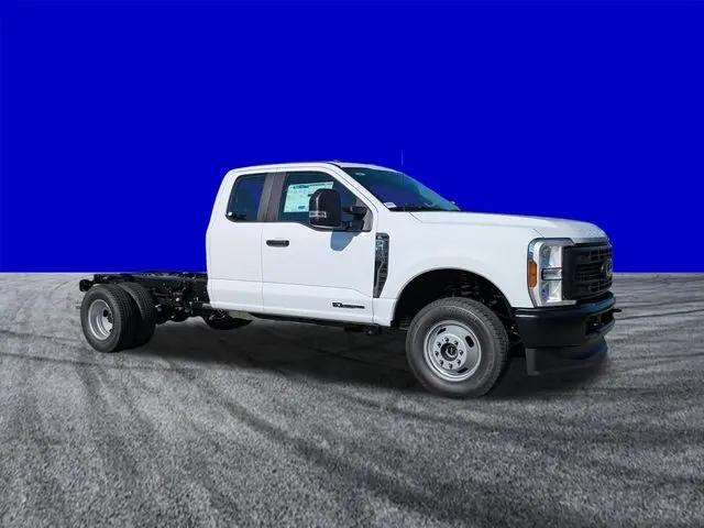 2026 Ford F-350 XLT