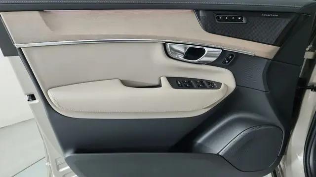 2026 Volvo XC90 Plug-In Hybrid Plus, T8 AWD, Electric/Gasoline, Bright, 7 Seats