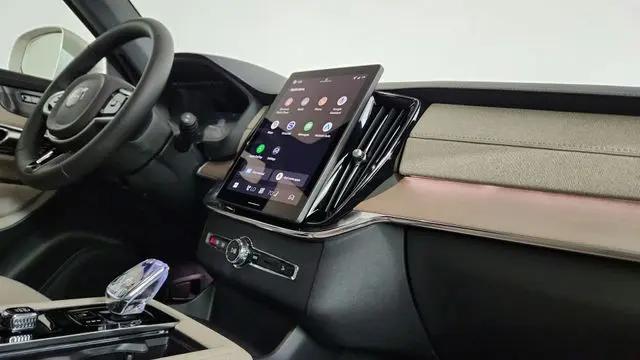 2026 Volvo XC90 Plug-In Hybrid Plus, T8 AWD, Electric/Gasoline, Bright, 7 Seats