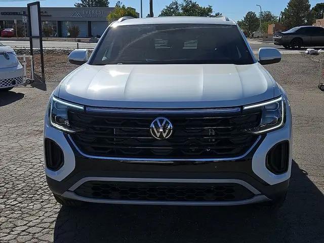 2026 Volkswagen Atlas Cross Sport SE with Technology