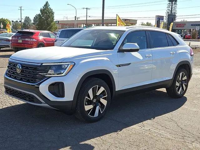 2026 Volkswagen Atlas Cross Sport SE with Technology