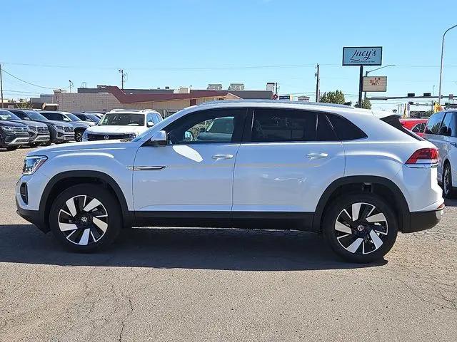2026 Volkswagen Atlas Cross Sport SE with Technology