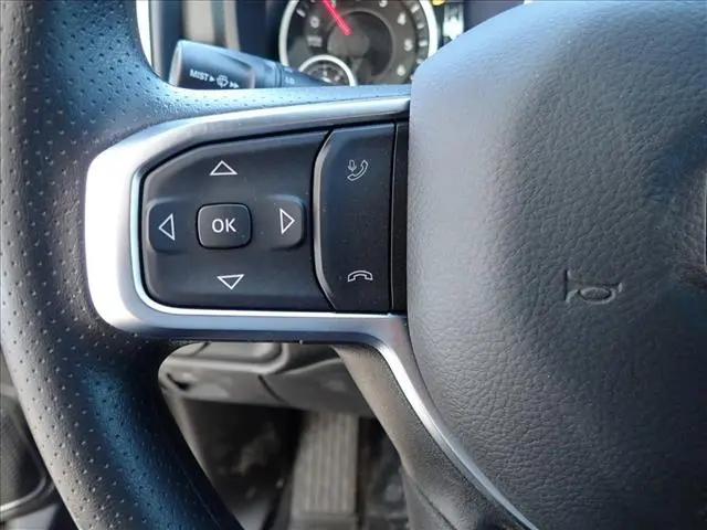 2026 Ram 1500 Express Crew Cab 4x4 57 Box
