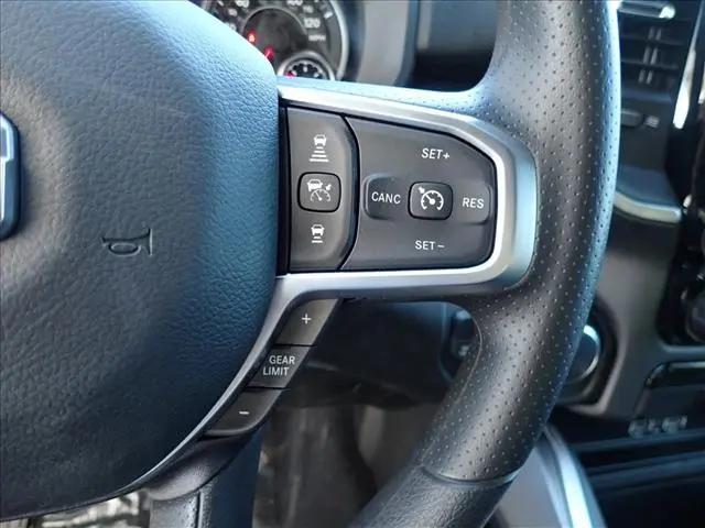 2026 Ram 1500 Express Crew Cab 4x4 57 Box
