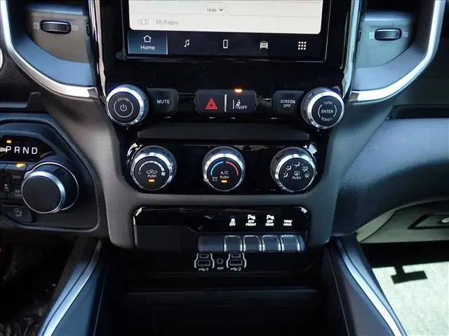 2026 Ram 1500 Express Crew Cab 4x4 57 Box