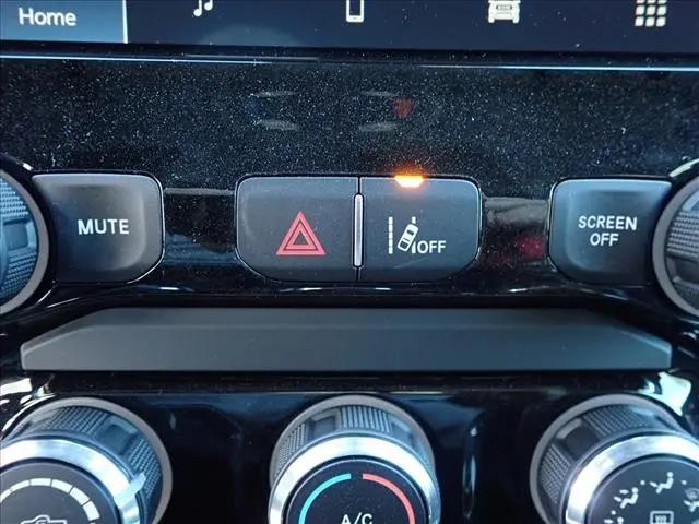 2026 Ram 1500 Express Crew Cab 4x4 57 Box