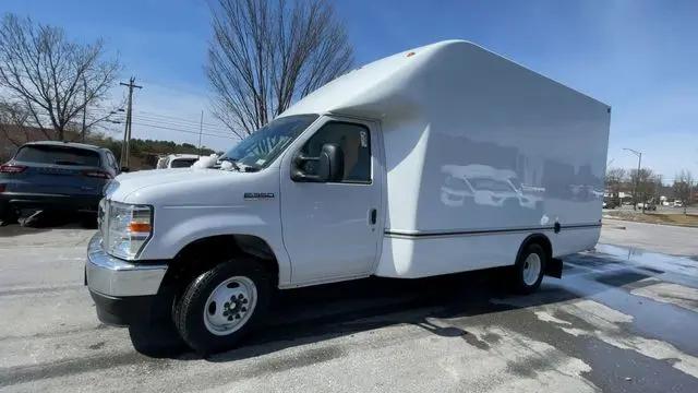 2026 Ford E-350 Cutaway E-Series Cutaway