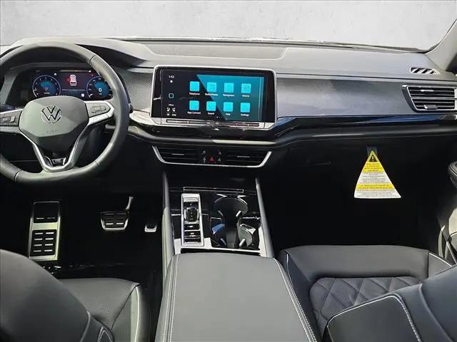 2026 Volkswagen Atlas Cross Sport SEL Premium R-Line