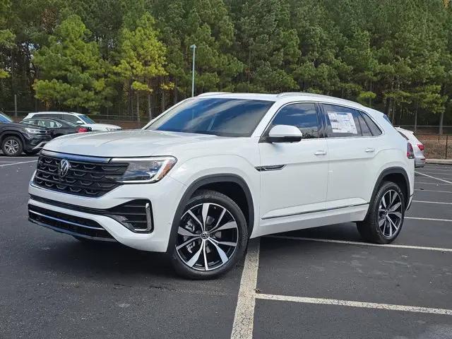 2026 Volkswagen Atlas Cross Sport SEL Premium R-Line