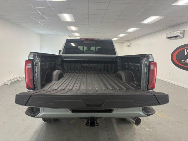 2026 GMC Sierra 2500HD Crew Cab, Standard Bed, Denali, 4WD