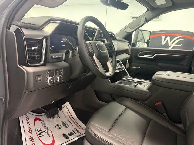 2026 GMC Sierra 2500HD Crew Cab, Standard Bed, Denali, 4WD